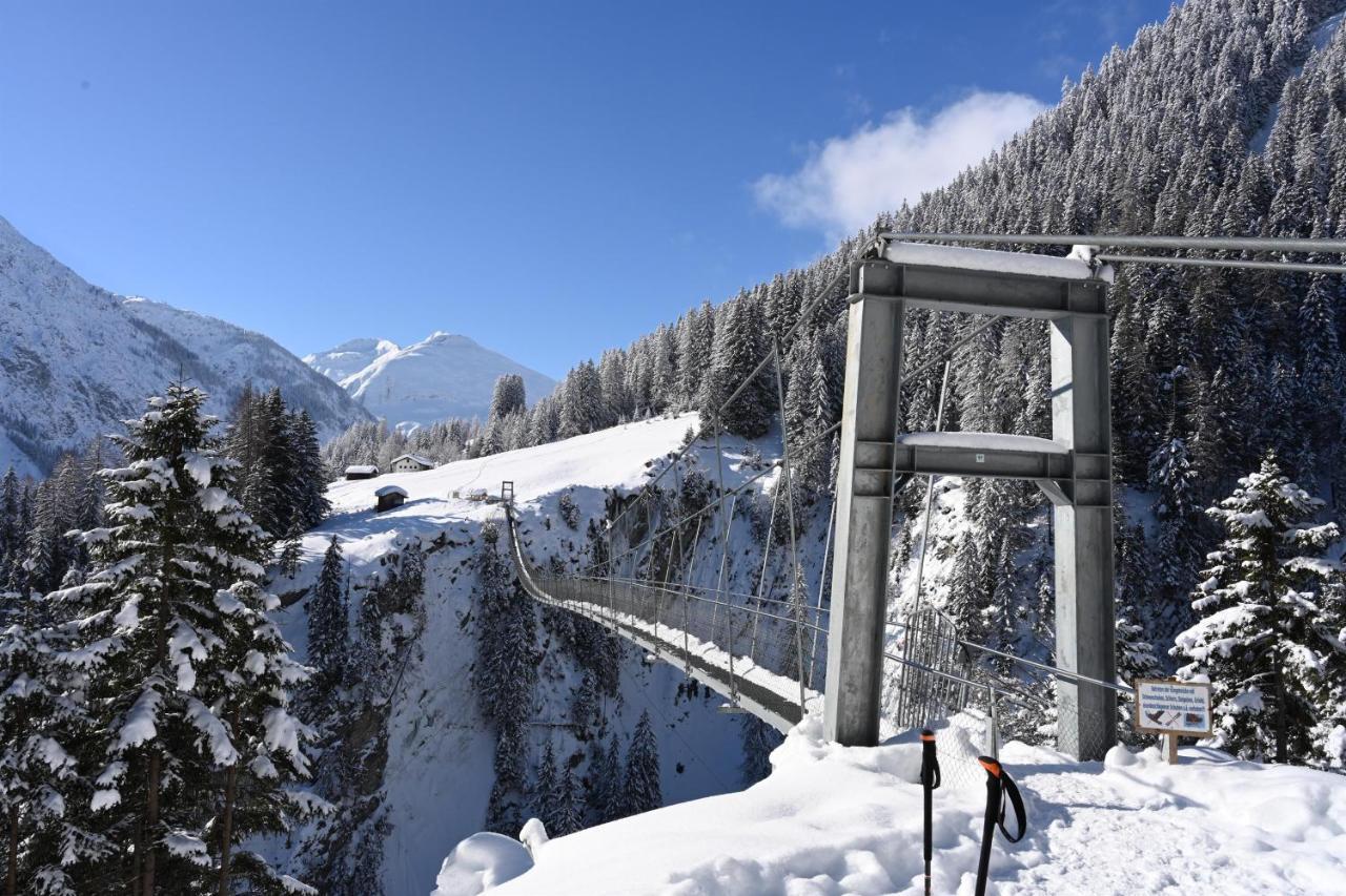 Die Holzgauerin エクステリア 写真